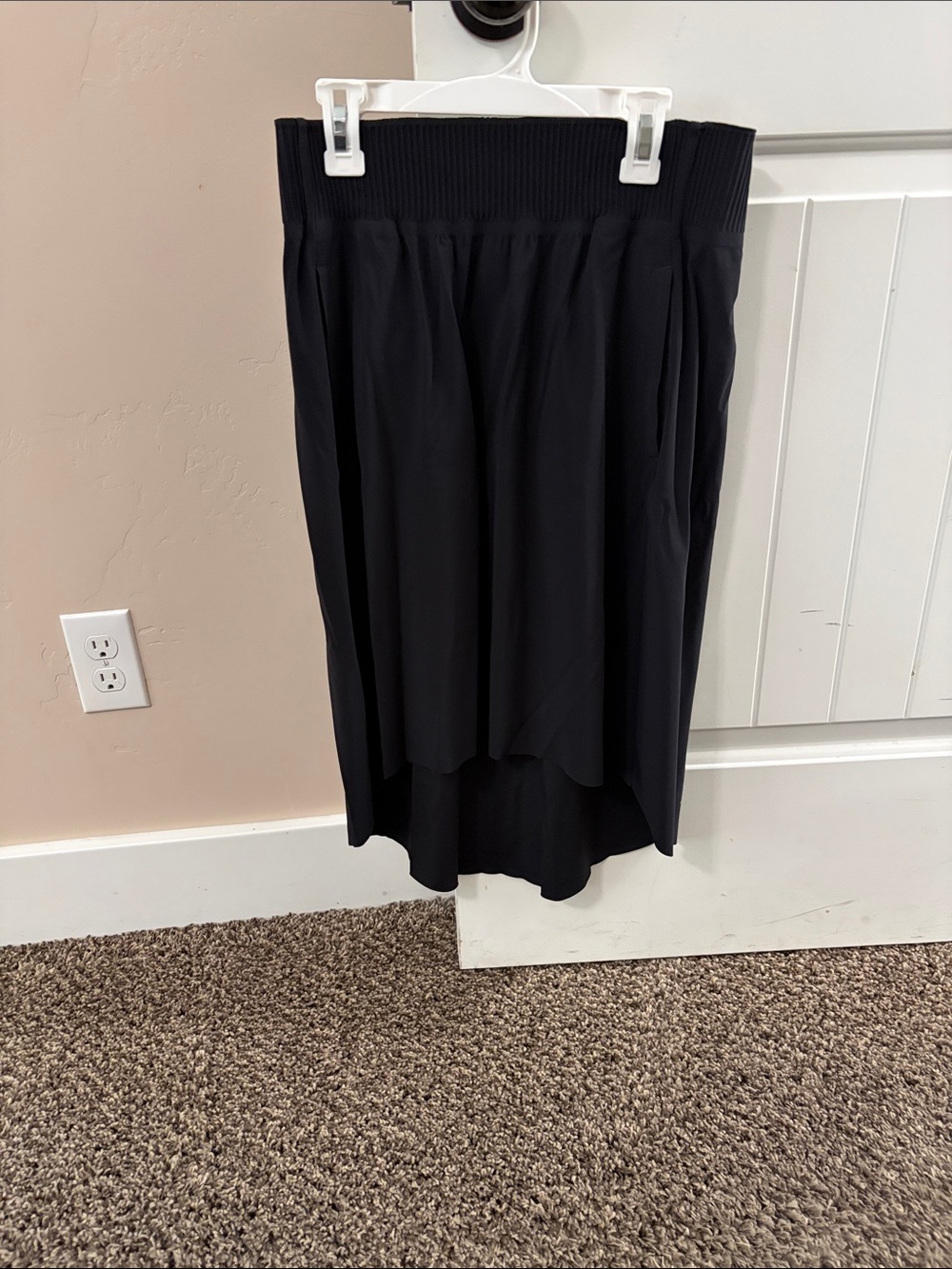 Athleta Black High-Waist Midi Skirt with Elastic Waistband